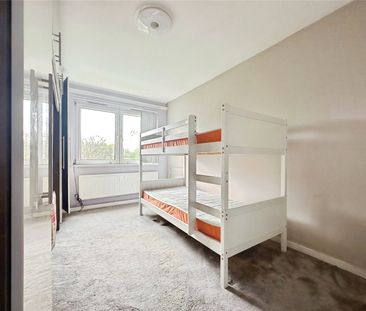 Farm Road, Whitton, Hounslow, TW4 5PH - Photo 2