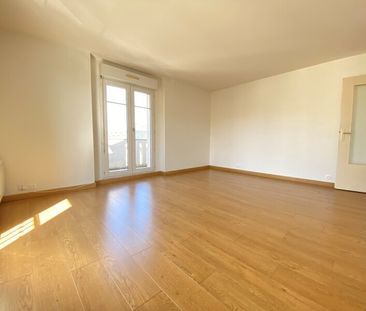 Location Appartement 2 pièces 43m² ORLEANS 45000 - Photo 2