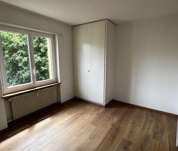 Quiet and sunny 3-ZW at 83 m² on the 1st floor - Foto 2