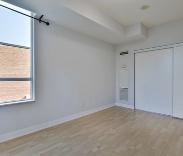2 Bedrooms + Den Large - Photo 4