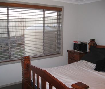 Ashworth Estate Avaliable 7/1/26!!!! - Photo 2