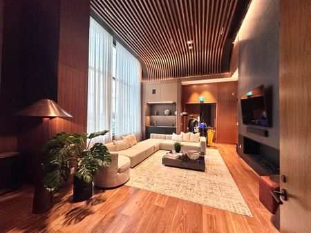 For Lease - 3240 William Coltson Avenue Unit# 1702, Oakville, Ontario - Photo 2