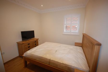 1 bedroom Flat To Let - Photo 5