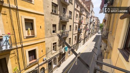 barcelona, Catalonia 08003 - Photo 3