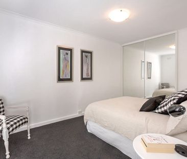 Ideal Inner-City Home in a Vibrant Flemington Setting - Photo 2