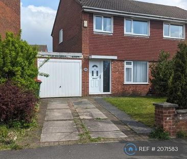3 bedroom semi-detached house to rent - Photo 6