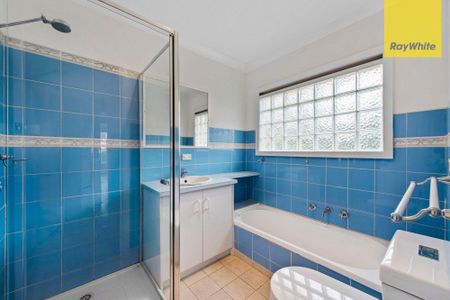 Prime Location! - Photo 5