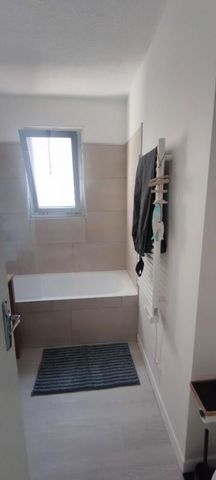 Location Appartement 2 pièces Meublé 37m² FREJUS 83600 - Photo 5