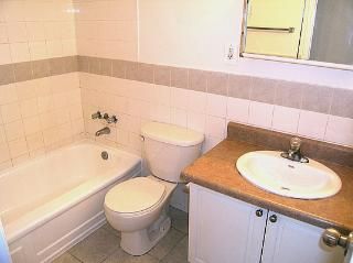 650 Eglinton Avenue West - Photo 4