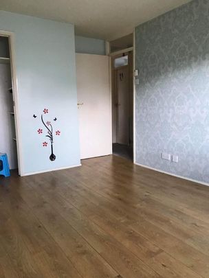 4 bedroom terraced house to rent - Photo 1