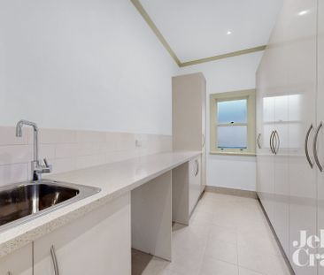 11 Marco Polo Street, Essendon - Photo 5