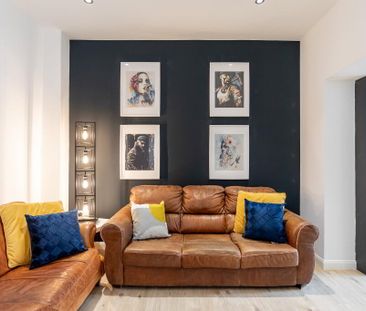 Room 5, 9 Frank Street, Belfast, BT5 4NW - Photo 1