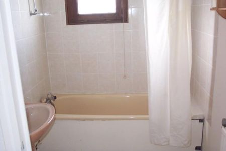 Location Appartement 3 pièces 65m² MONISTROL SUR LOIRE 43120 - Photo 2