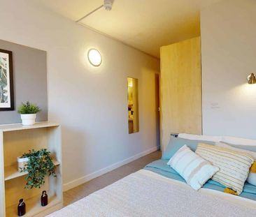 Gold En Suite - Photo 5