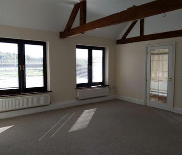 2 bedroom bungalow to rent - Photo 3