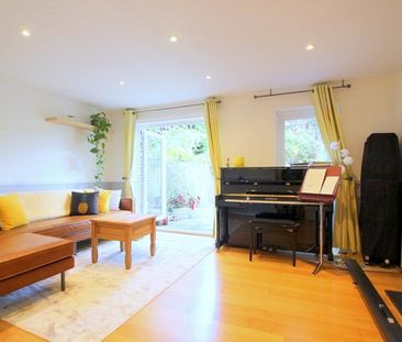 2 bedroom terraced house to rent - Photo 1