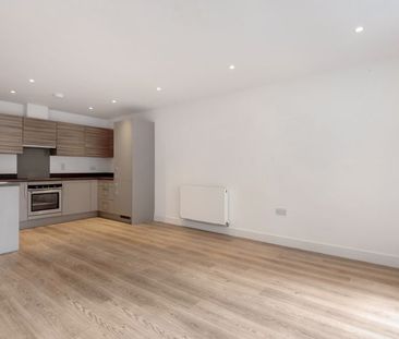 Flambard Way, Godalming - 1 bedroomProperty for lettings - Seymours - Photo 1