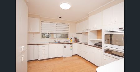 East Griffith Lifestyle - Photo 5