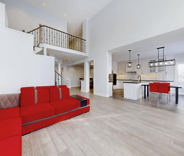 For Lease - 2 Gleave Court, Aurora, Ontario - Photo 1