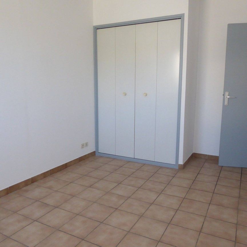 Location appartement 2 pièces 60 m² à Aubenas (07200) - Photo 1