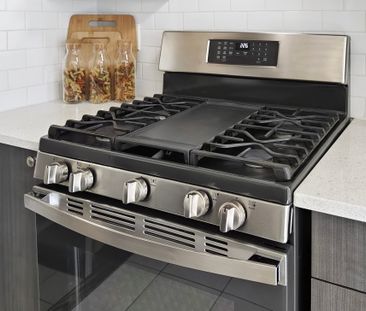 For Lease - 1052 Haxton Heights, Milton, Ontario - Photo 2