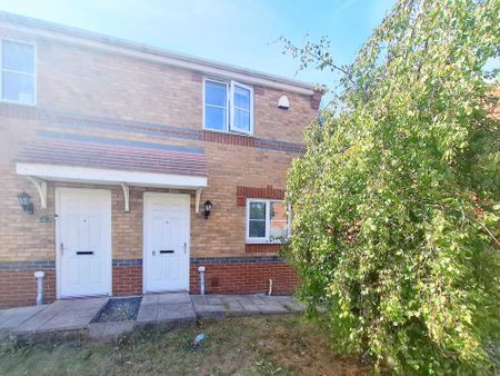 2 bedroom semi-detached house to rent - Photo 5