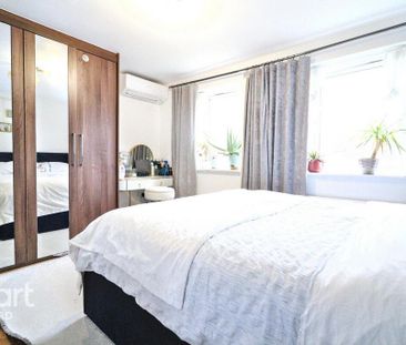 4 bedroom townhouse to rent - Photo 3