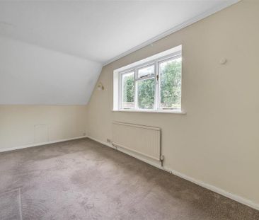 4 bedroom house to rent - Photo 2