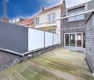 Appartement met 2 slaapkamers, ruim terras en garage te Koekelare - Photo 6