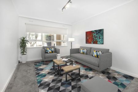 Stylish One-Bedroom Apartment in the Heart of Elwood - Photo 3