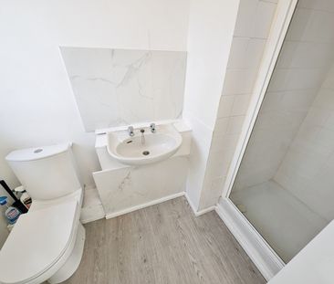 studio to rent Stour Close, West End, Southampton, SO18 - Photo 3