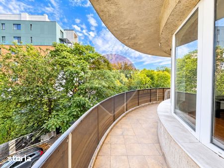 Apartament 4 camere de inchiriat | Singur pe palier | Semineu | - Fotografie 4