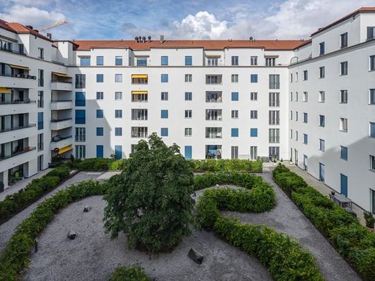 "Willkommen im Lindenhof!" - Photo 1
