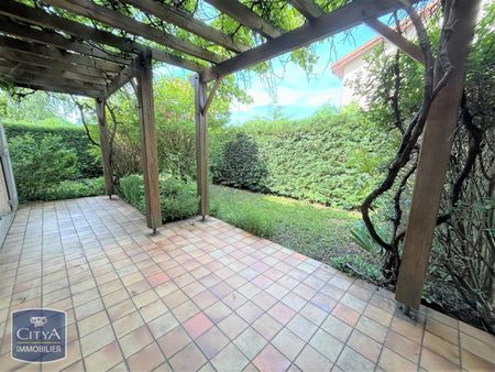 Location Maison 7 pièces 124m² CHATEAUGAY 63119 - Photo 5
