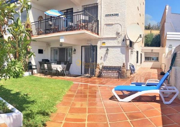 For rent Mid Season from 1/09/2024- 30/06/2025, beautiful apartment on 1st line of beach in Fuengirola .