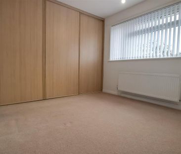 2 bedroom semi-detached house to rent - Photo 3