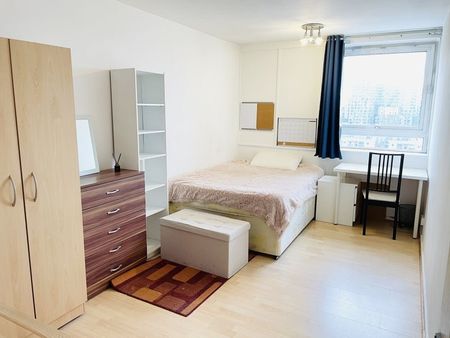 3 Bed Flat, The Quarterdeck, E14 - Photo 5