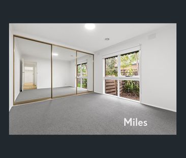 IMMACULATLEY PRESENTED TWO BEDROOM VILLA UNIT - Photo 6