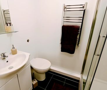 Standard Studio - Photo 6