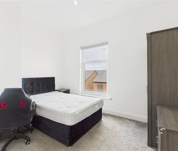 2 Bedroom House - Photo 3