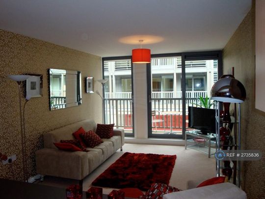 2 bedroom flat to rent - Photo 1