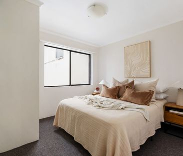 One bedder close to RPA Hospital (access via Purkis Street) - Photo 4