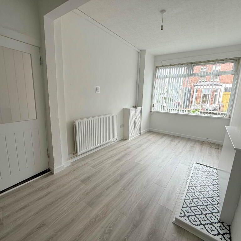 36 Titania Street, Cregagh, Belfast, BT6 8NT - Photo 1