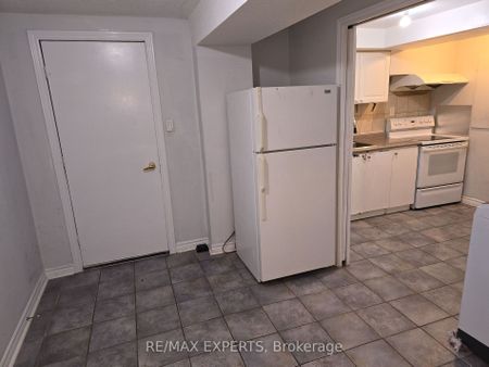 For Lease - 71 Thicket Trail, Vaughan, Ontario - Photo 5