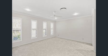 Located at cud-a sac of Pointglen's Northview Gardens residential estate. - Photo 4