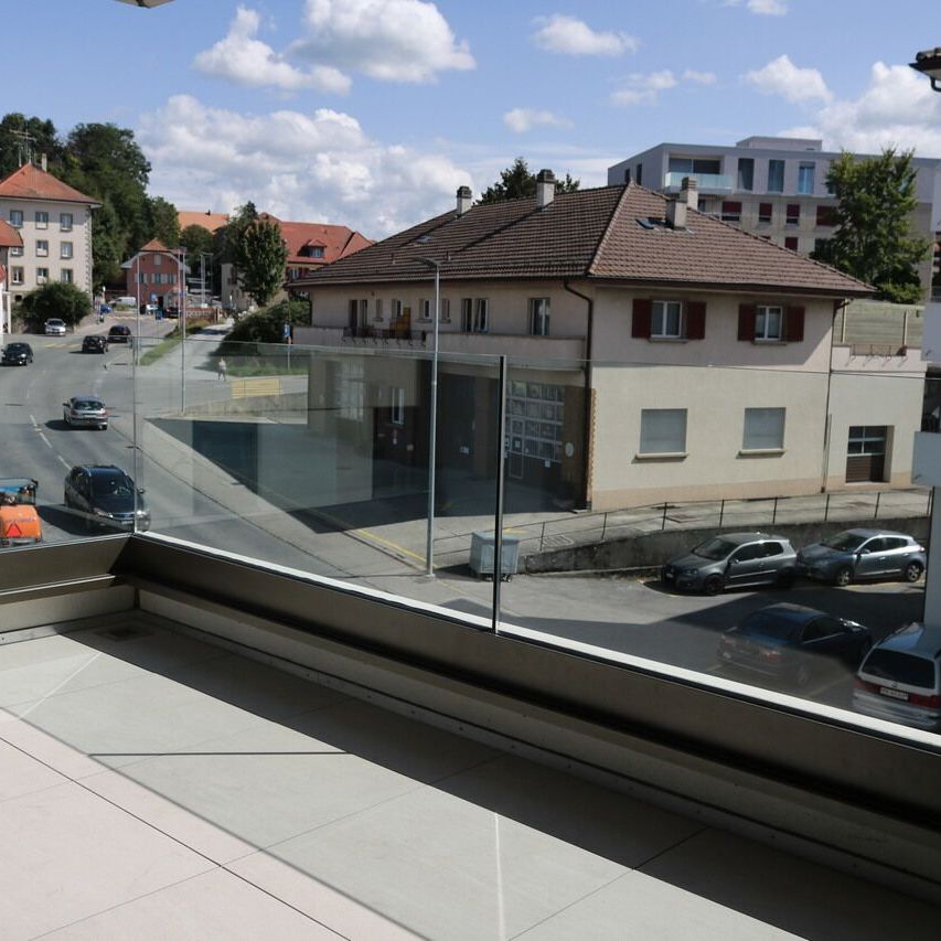 3 ½ ROOMS – South-East exposure – Ideal location! - Photo 1