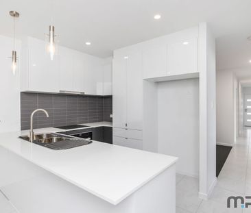 Coastal Living Made Easy – Modern 4-Bedroom Duplex in Quiet Burrum ... - Photo 4