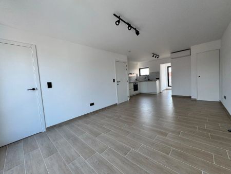 Appartement met 2 slaapkamers en groot terras te Westkerke - Photo 2
