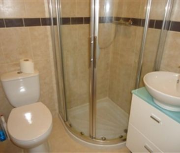 Bournemouth Wimborne Road Moordown, BH9, Dorset - Photo 6