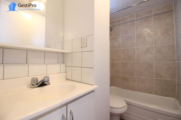 1835 Maufils - Photo 1